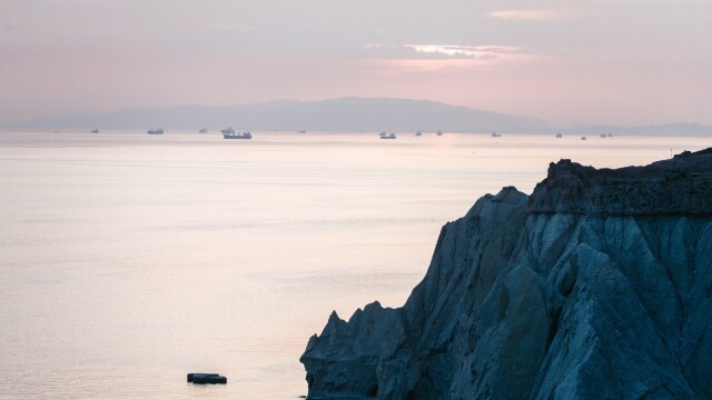 Ceasefire in the Middle East: Good news for the shipping industry and the markets – Return to normality remains