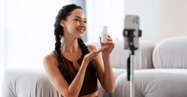 Greece’s tax authority sets up a digital net for influencers: How the tax office “sees” social media income before it’s declared