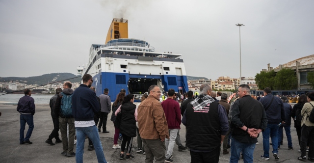 Lesvos counts millions in damages due to foot-and-mouth disease: port blocked, cheese factories shut down, cancellations also in tourism