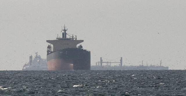 The Straits of Hormuz as a crucial political and diplomatic crossing: How Tehran is building new relations in the Persian Gulf