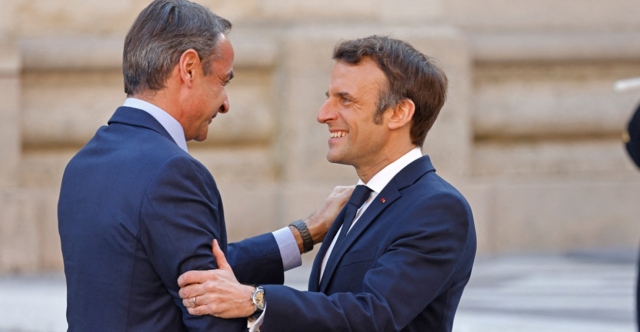 Cyprus: Europe’s test amid war – Economic pressure, and Macron’s crucial visit to Athens