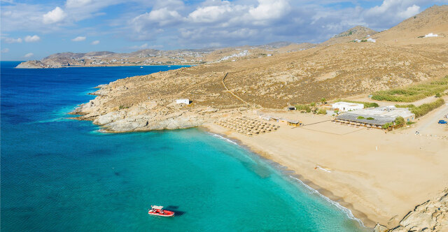 Electronic auctions for the lease of beaches: Which beach broke the record with €487,000