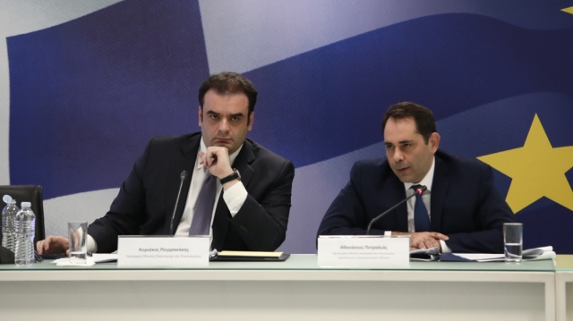 Pierrakakis’s analysis of the economic measures announced by Mitsotakis
