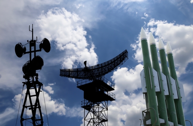 Pentagon: Moscow sent base-location data, Beijing considered sending radar systems to Iran