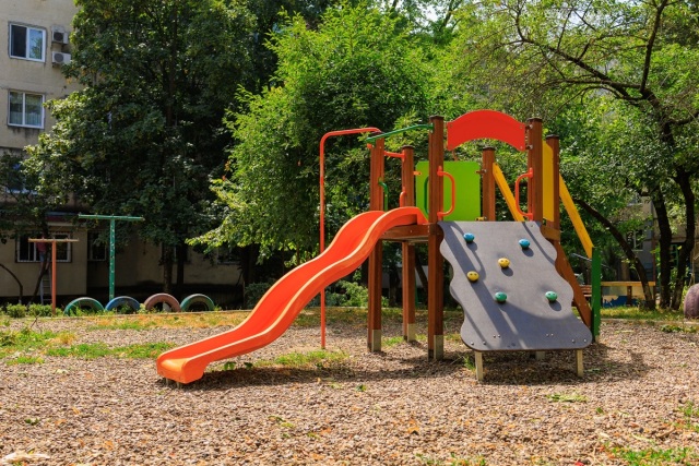 The 5-year-old boy who had his finger amputated at a kindergarten in Evosmos was operated