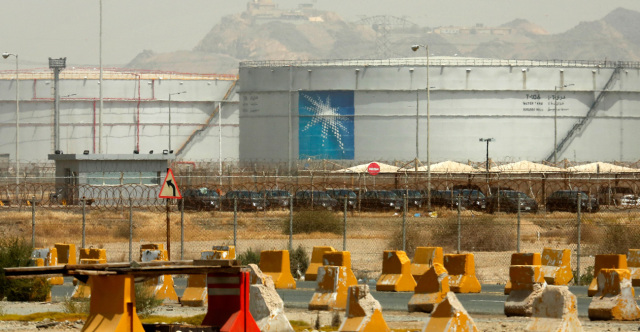 Saudi Aramco: Oil market will not recover before 2027 if the Strait of Hormuz remains closed