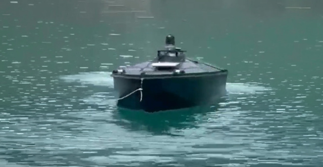 Concern in the Hellenic Armed Forces over the armed drone boat in Lefkada – Why it was found loaded with explosives inside a cave