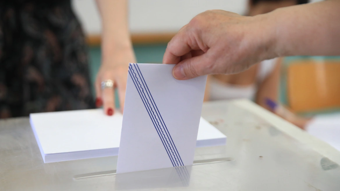 Two new polls show double the support for New Democracy, PASOK’s needle unmoved, Tsipras rising, Karystianou falling