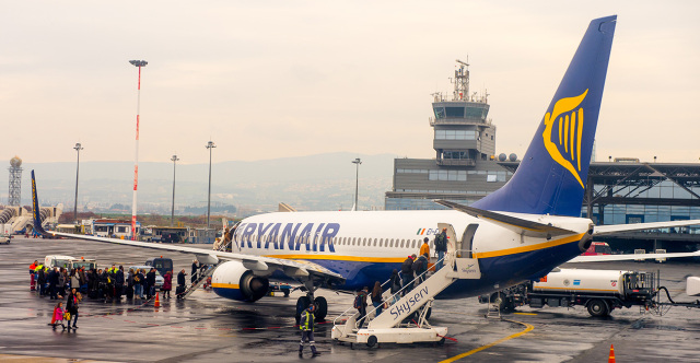Ryanair to leave “Makedonia” Airport, informs staff of Thessaloniki base closure