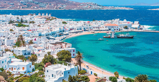 TUI Group: Greece and Spain are the most favored destinations from last-minute bookings