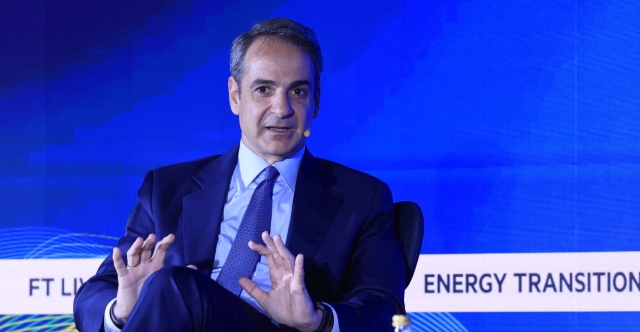 Mitsotakis: Electricity prices will continue to fall; Greece will not be the most heavily indebted country in Europe