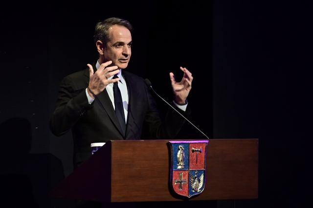Athens College: Mitsotakis’ “warning bells” for the future and the eventful history of the elite school
