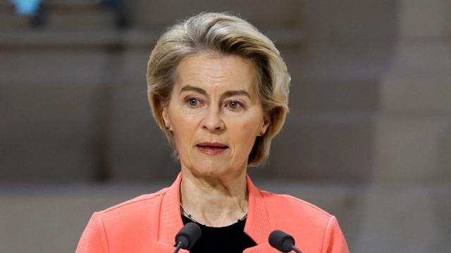 EU–US tariff deal: Temporary agreement to cut duties seen as “step toward balanced transatlantic trade,” says von der Leyen