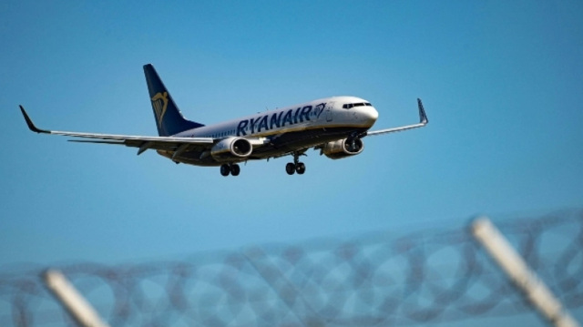 Ryanair’s base at “Macedonia” airport up in the air, concerns over blow to Thessaloniki tourism