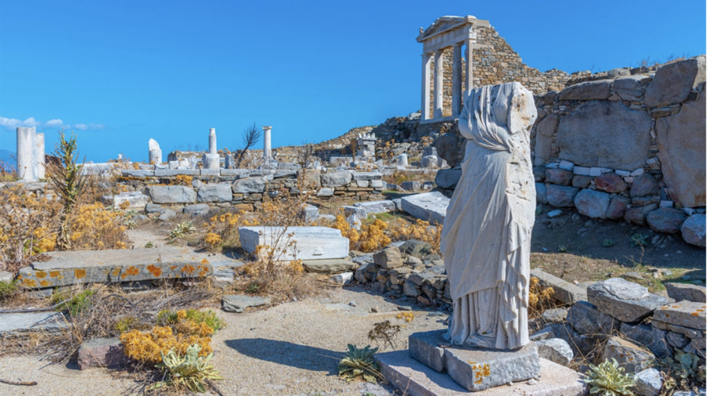 Warning from study on Delos: The island is sinking by one centimeter per year - The optimistic and the adverse scenario