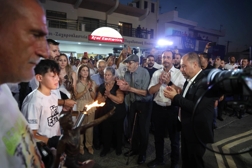 “Before I was born, I was deprived of my father’s embrace”: The voice of Tasos Isaac’s daughter, 30 years later