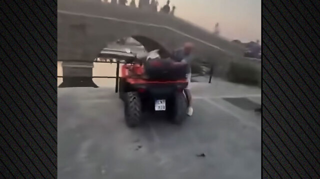 “I regret it, but he started it”: What the taxi driver who beat up a car rental company employee in Paros is claiming