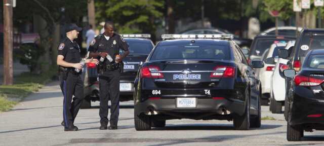 US on alert over dozens of suspicious letters containing unknown white powder sent to politicians and election offices